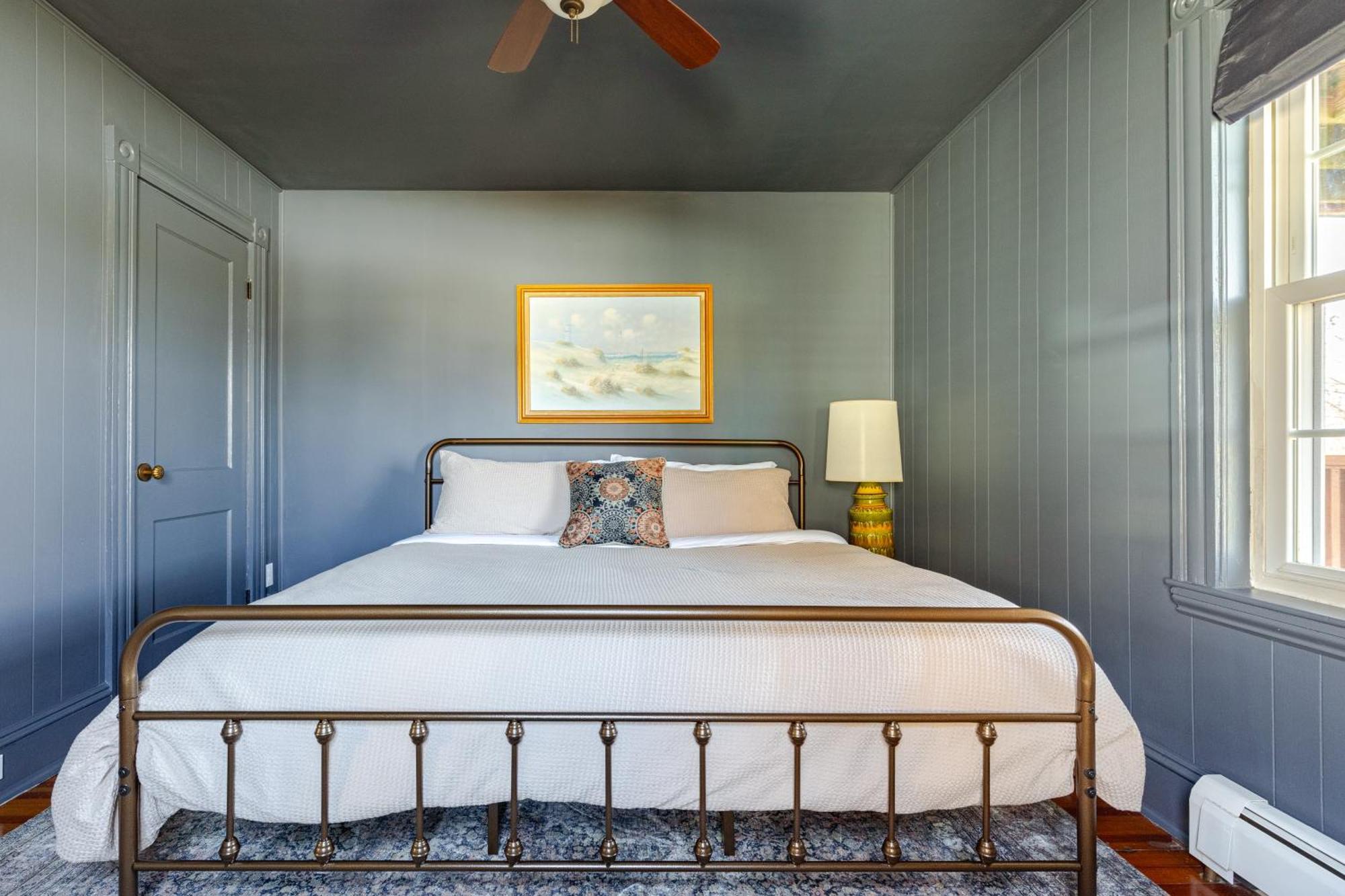 Moody Salem Home Away From Home Bagian luar foto